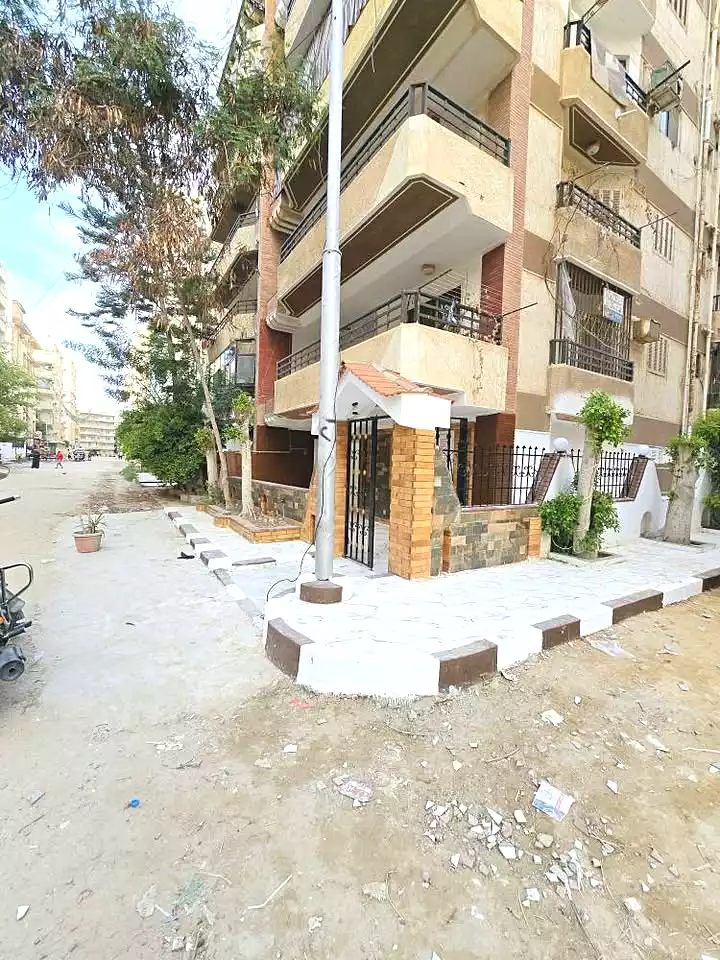 https://aqarmap.com.eg/en/listing/7328719-for-sale-alexandria-al-agamy-shataa-el-nakheel