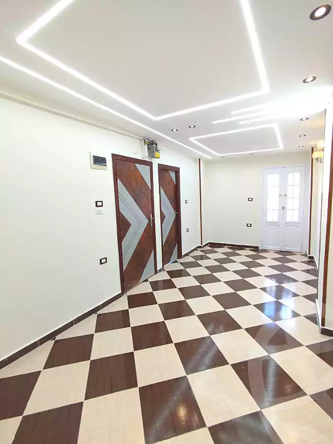 https://aqarmap.com.eg/en/listing/7329025-for-sale-alexandria-lsywf-el-falki