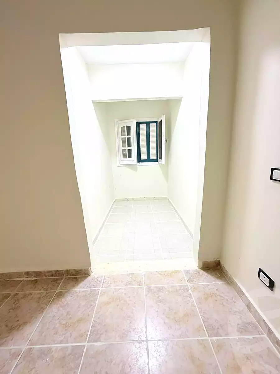 https://aqarmap.com.eg/ar/listing/7329212-for-sale-alexandria-al-agamy-shataa-el-nakheel