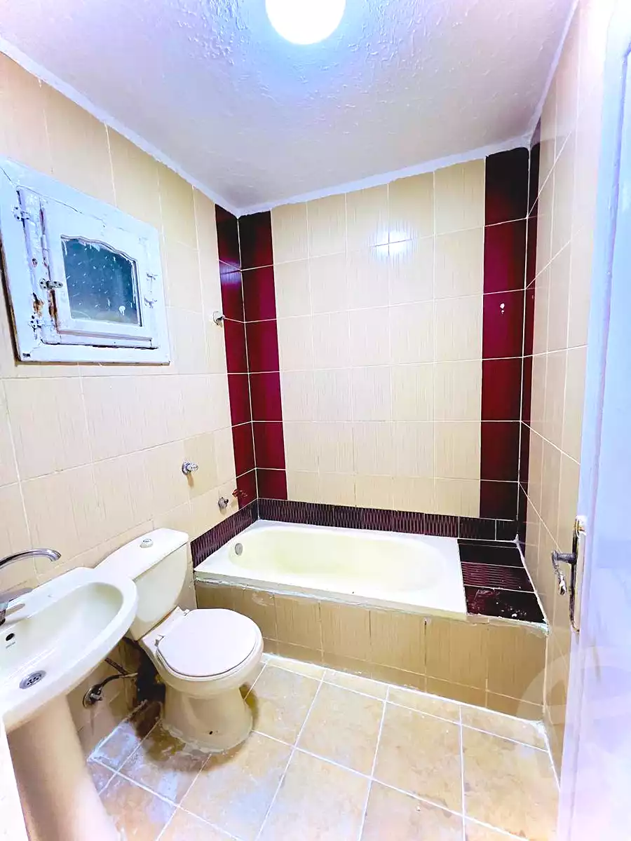 https://aqarmap.com.eg/ar/listing/7329215-for-sale-alexandria-al-agamy-shataa-el-nakheel