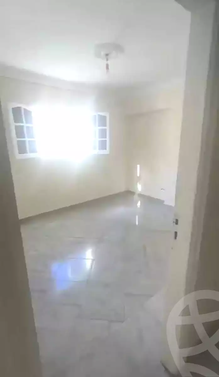 https://aqarmap.com.eg/ar/listing/7329218-for-rent-alexandria-miami