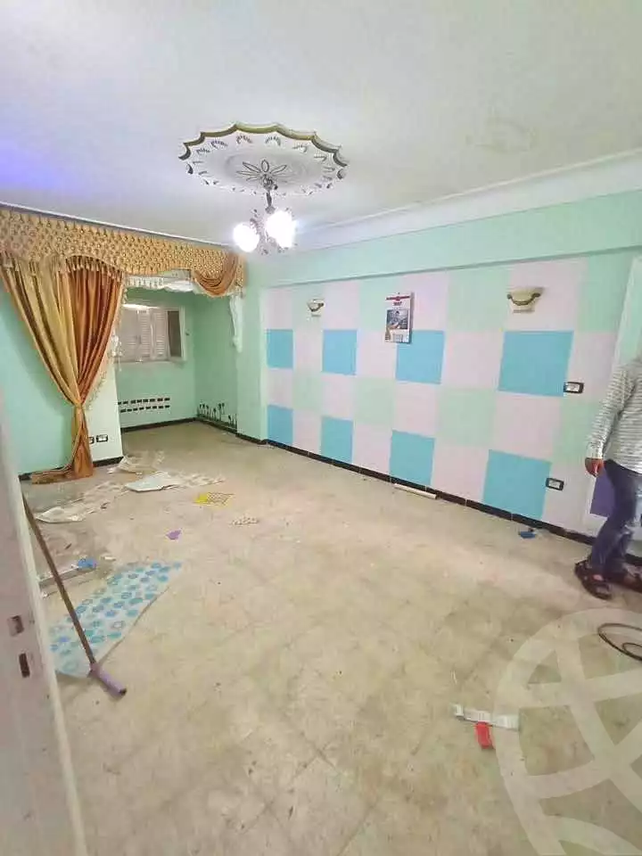 https://aqarmap.com.eg/ar/listing/7329551-for-sale-alexandria-al-agamy-lbytsh-el-hanafeya-st