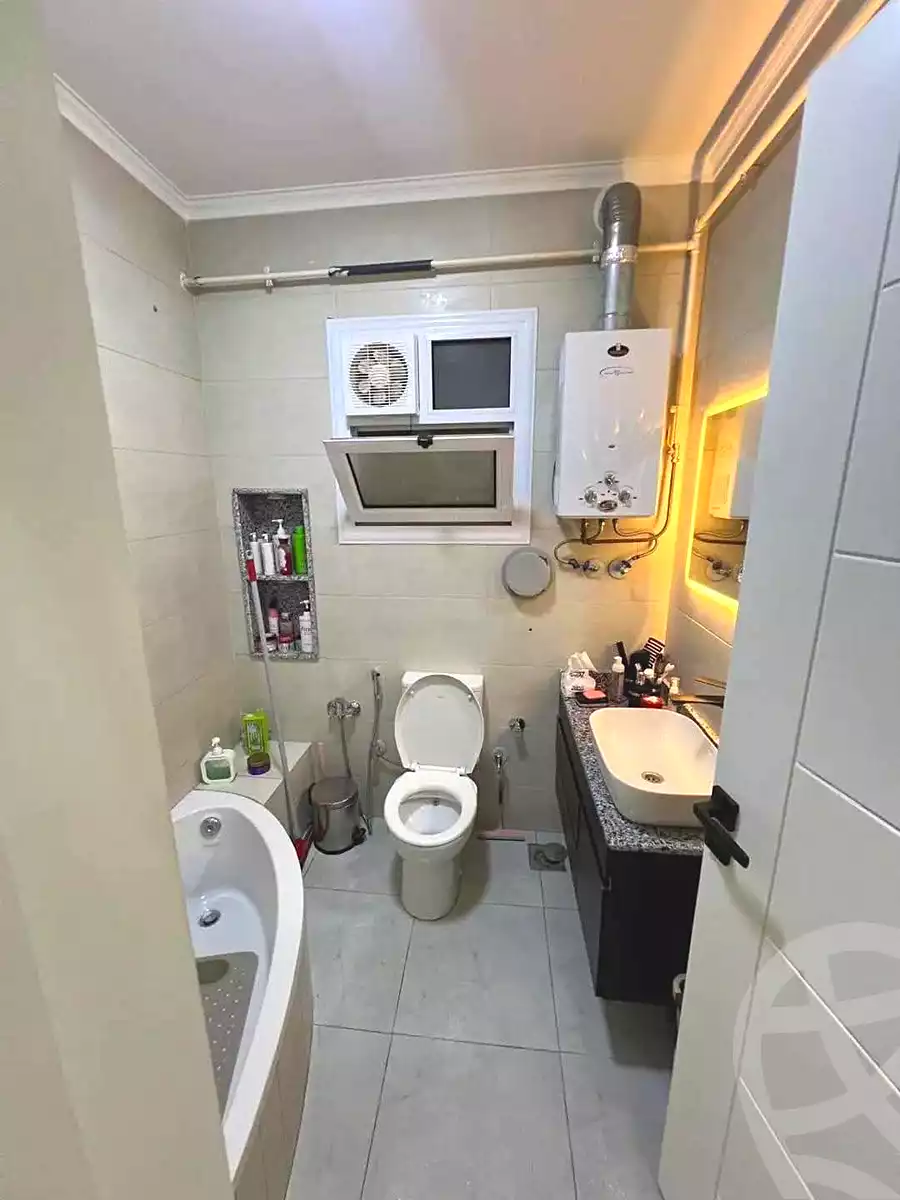 https://aqarmap.com.eg/ar/listing/7329548-for-sale-cairo-nozha-2-gesr-el-suez-st