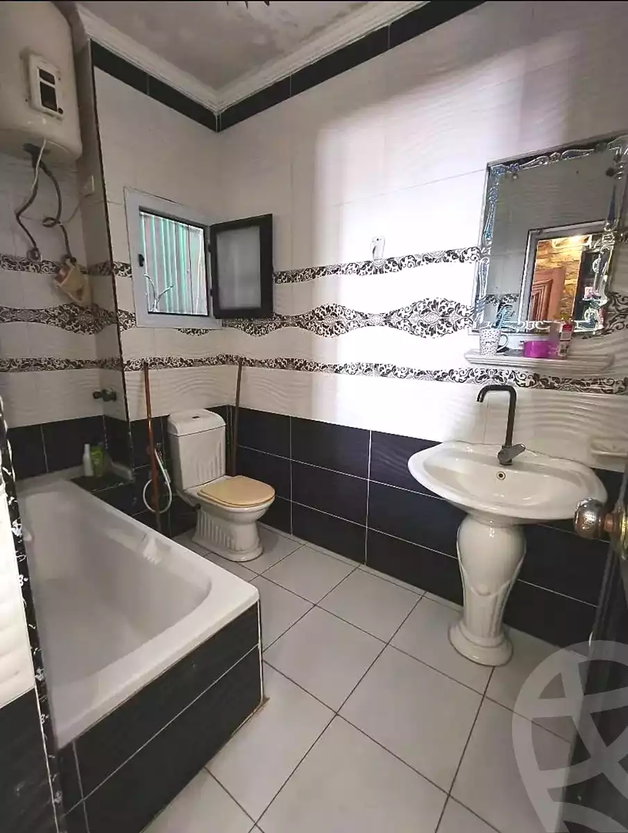 https://aqarmap.com.eg/en/listing/7329630-for-sale-alexandria-lsywf-gamila-abu-herid-st