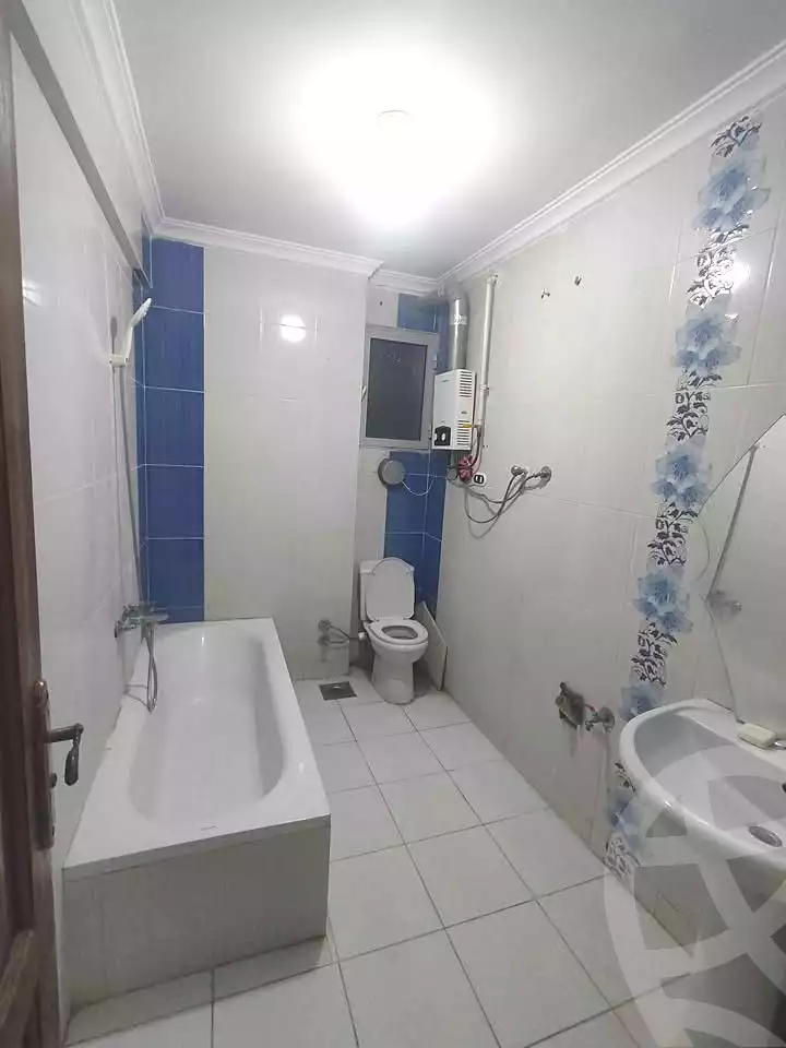 https://aqarmap.com.eg/ar/listing/7329721-for-sale-alexandria-new-miami-eskot