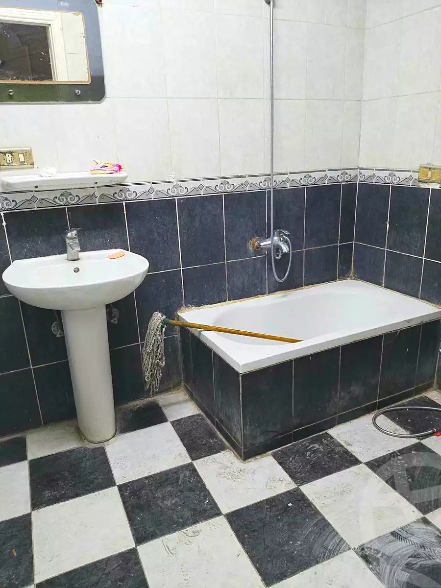 https://aqarmap.com.eg/en/listing/7329988-for-rent-alexandria-sydy-bshr