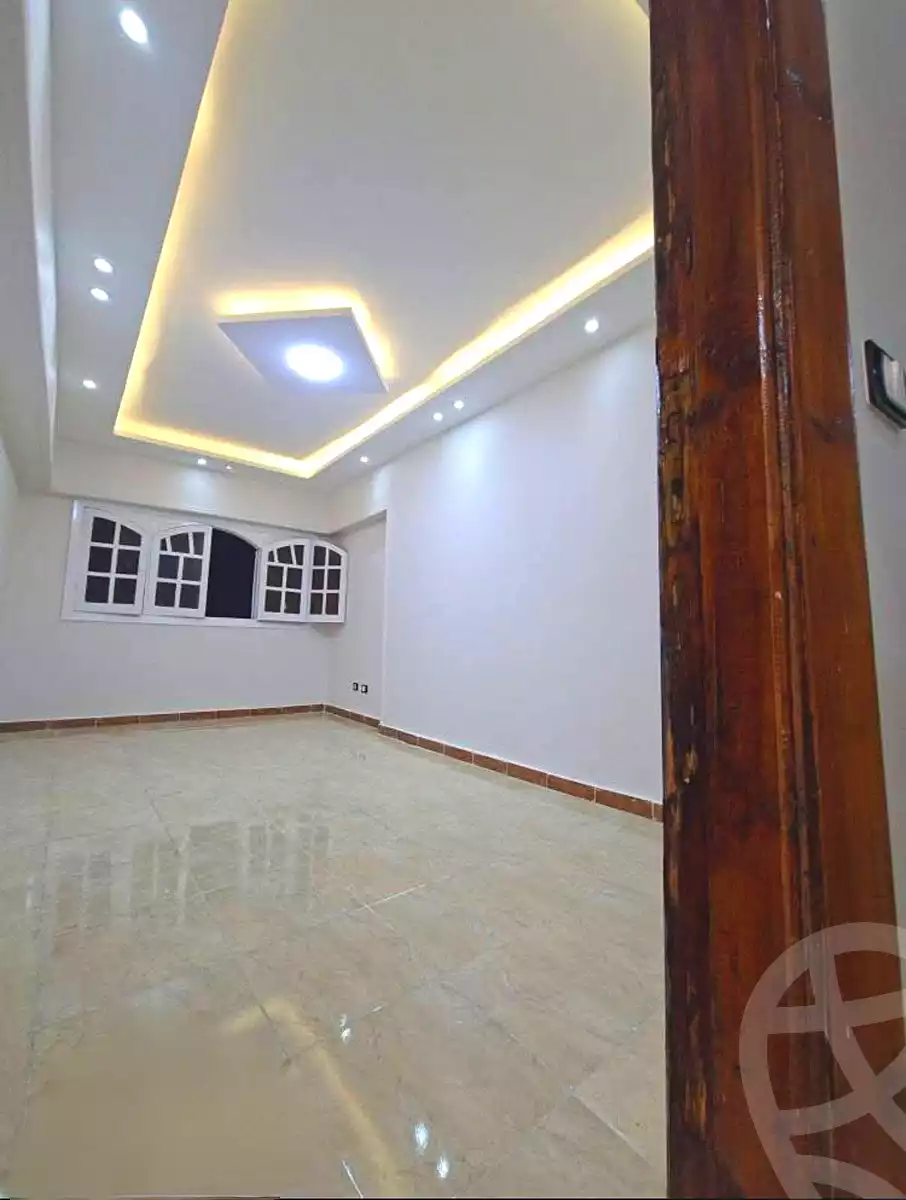 https://aqarmap.com.eg/ar/listing/7330050-for-sale-alexandria-miami-street-57