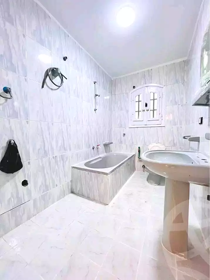 https://aqarmap.com.eg/ar/listing/7330138-for-sale-alexandria-al-agamy