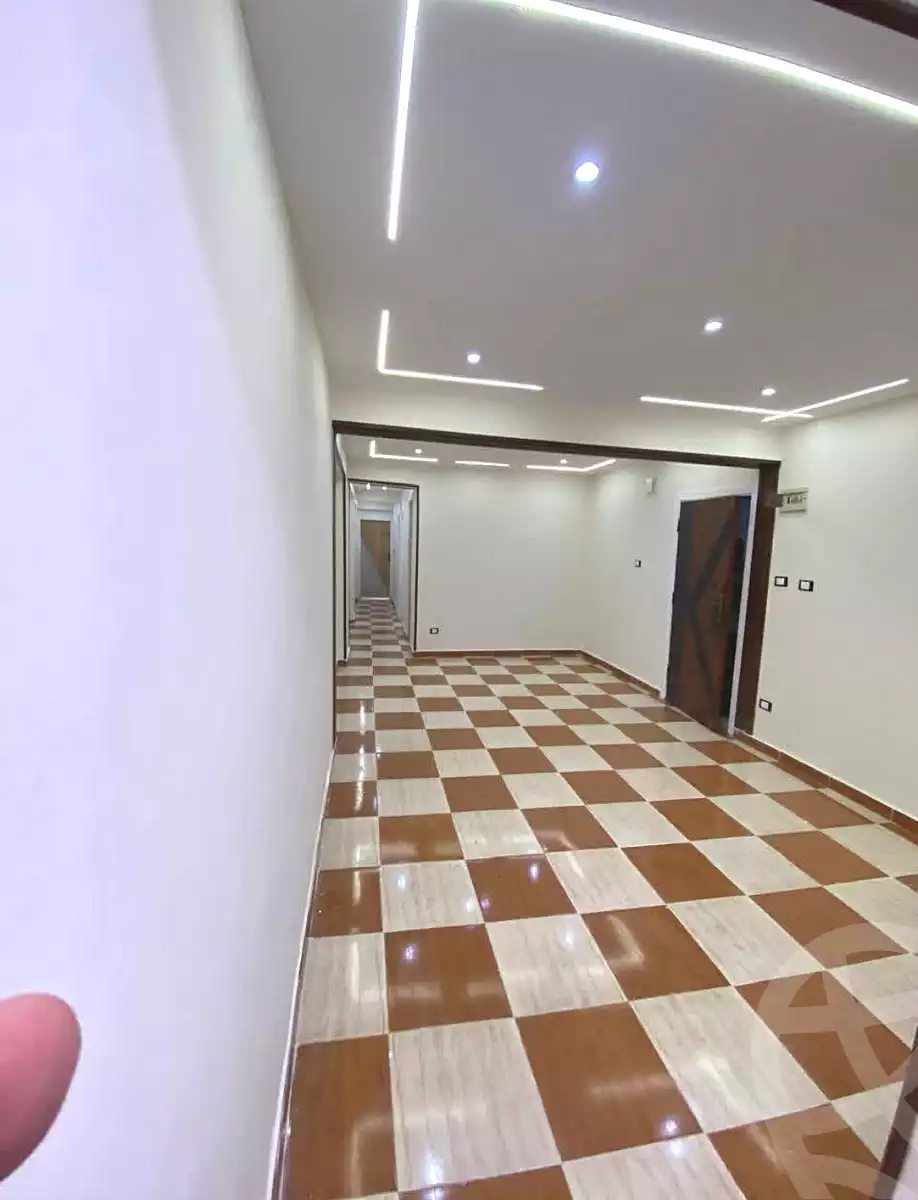 https://aqarmap.com.eg/ar/listing/7330265-for-sale-alexandria-lsywf-el-falki