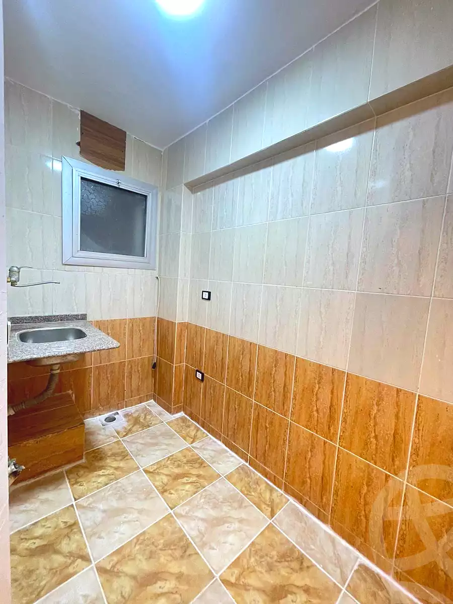 https://aqarmap.com.eg/en/listing/7330683-for-sale-alexandria-al-agamy-shataa-el-nakheel-street-2