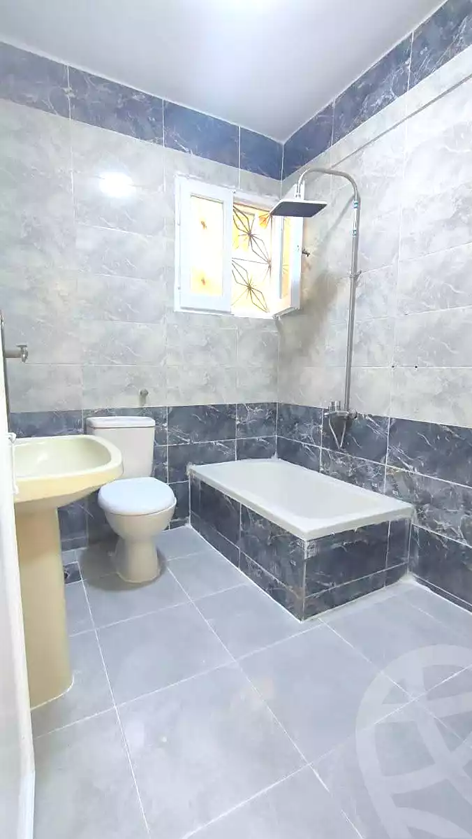 https://aqarmap.com.eg/ar/listing/7330771-for-sale-alexandria-al-agamy-shataa-el-nakheel