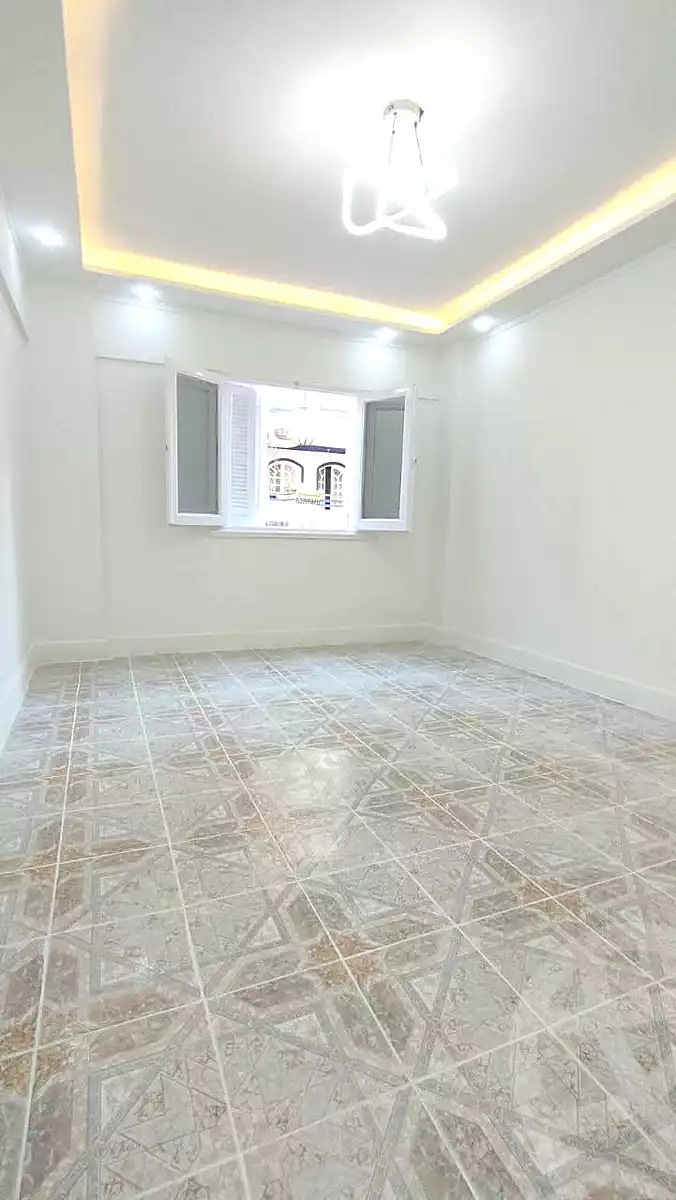 https://aqarmap.com.eg/ar/listing/7330771-for-sale-alexandria-al-agamy-shataa-el-nakheel