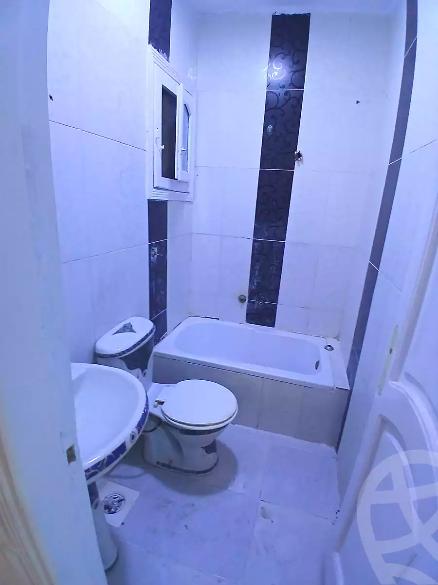 https://aqarmap.com.eg/ar/listing/7330777-for-sale-alexandria-al-agamy-shataa-el-nakheel