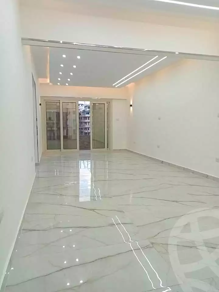 https://aqarmap.com.eg/ar/listing/7330813-for-sale-alexandria-miami-mahmoud-el-isawy-st