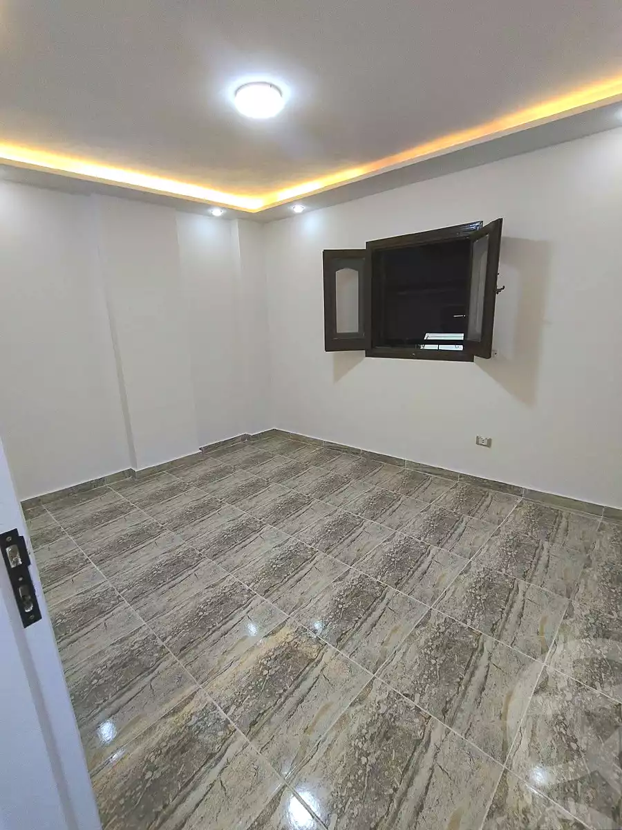 https://aqarmap.com.eg/ar/listing/7330913-for-sale-alexandria-al-agamy-shataa-el-nakheel