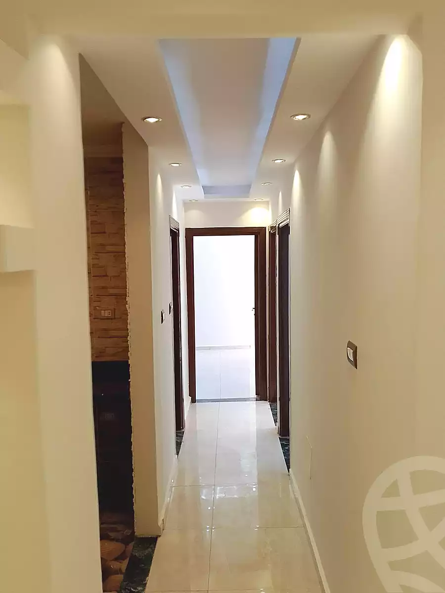 https://aqarmap.com.eg/ar/listing/7330973-for-sale-alexandria-sydy-bshr-sydy-bshr-bhry