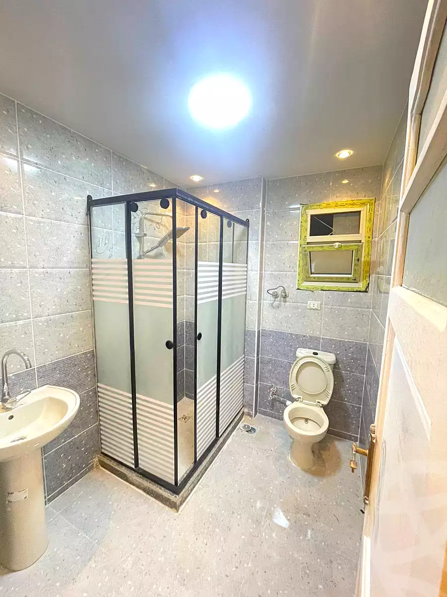https://aqarmap.com.eg/ar/listing/7330983-for-sale-alexandria-sydy-bshr-sydy-bshr-bhry