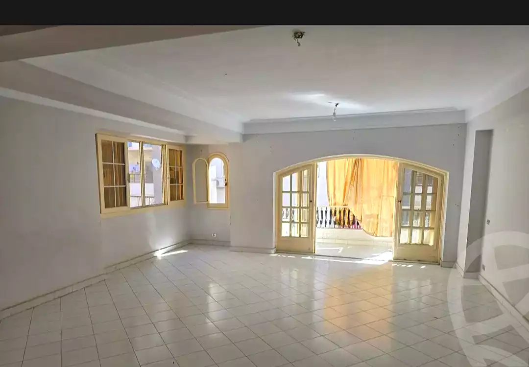 https://aqarmap.com.eg/ar/listing/7331164-for-sale-alexandria-al-agamy-lbytsh-bianchiii-el-bashwat-st
