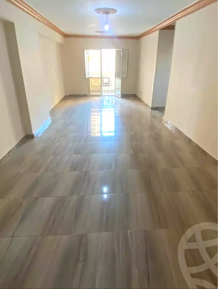 https://aqarmap.com.eg/en/listing/7331176-for-sale-alexandria-ganaklis