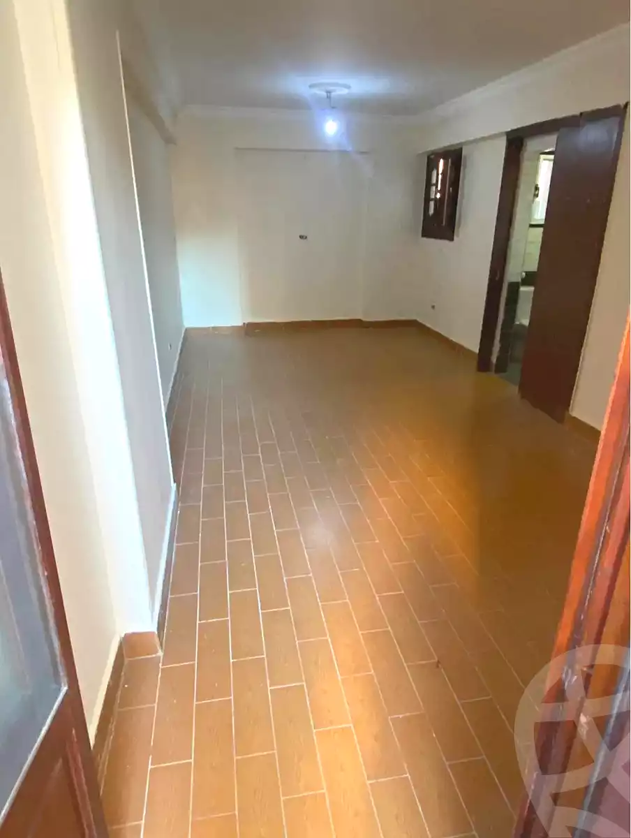 https://aqarmap.com.eg/en/listing/7331176-for-sale-alexandria-ganaklis