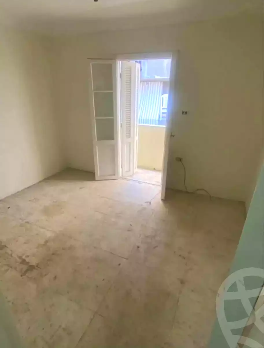 https://aqarmap.com.eg/ar/listing/7331186-for-sale-alexandria-ganaklis