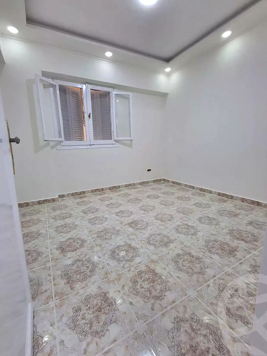 https://aqarmap.com.eg/ar/listing/7331268-for-sale-alexandria-al-agamy-shataa-el-nakheel