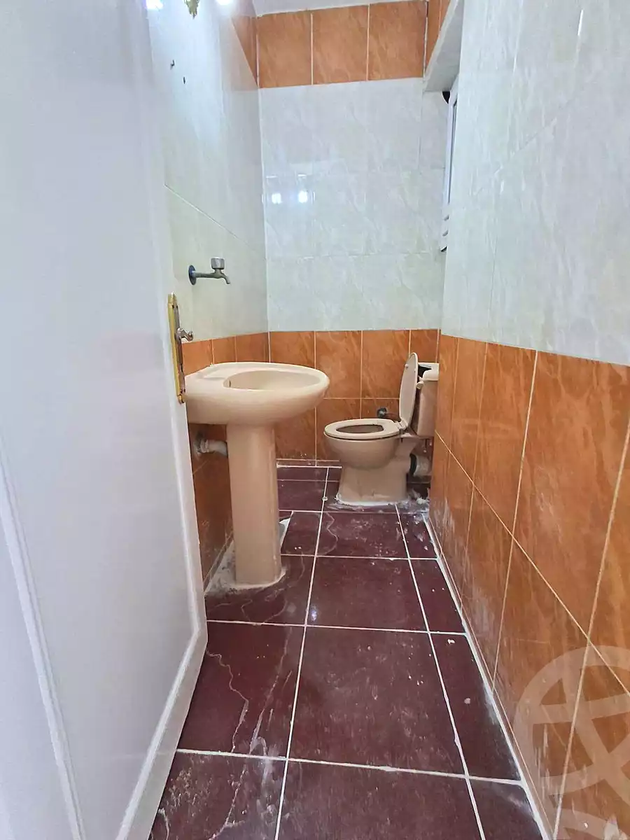 https://aqarmap.com.eg/ar/listing/7331268-for-sale-alexandria-al-agamy-shataa-el-nakheel