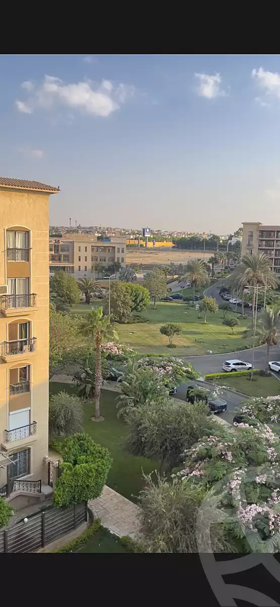 https://aqarmap.com.eg/ar/listing/7331582-for-rent-cairo-new-cairo-lrhb-city-phase-2-amr-ibn-el-aas-st
