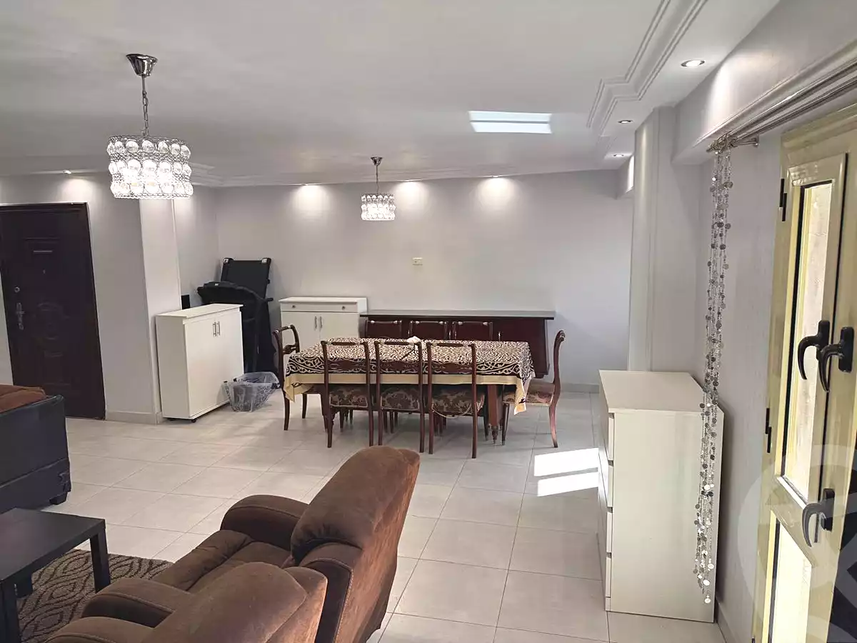 https://aqarmap.com.eg/ar/listing/7331663-for-sale-cairo-el-sheikh-zayed-city-el-hay-elsabeaa