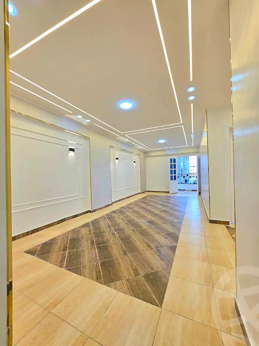 https://aqarmap.com.eg/ar/listing/7331725-for-sale-alexandria-sydy-bshr-sydy-bshr-bhry-shr-mhmwd-l-yswy