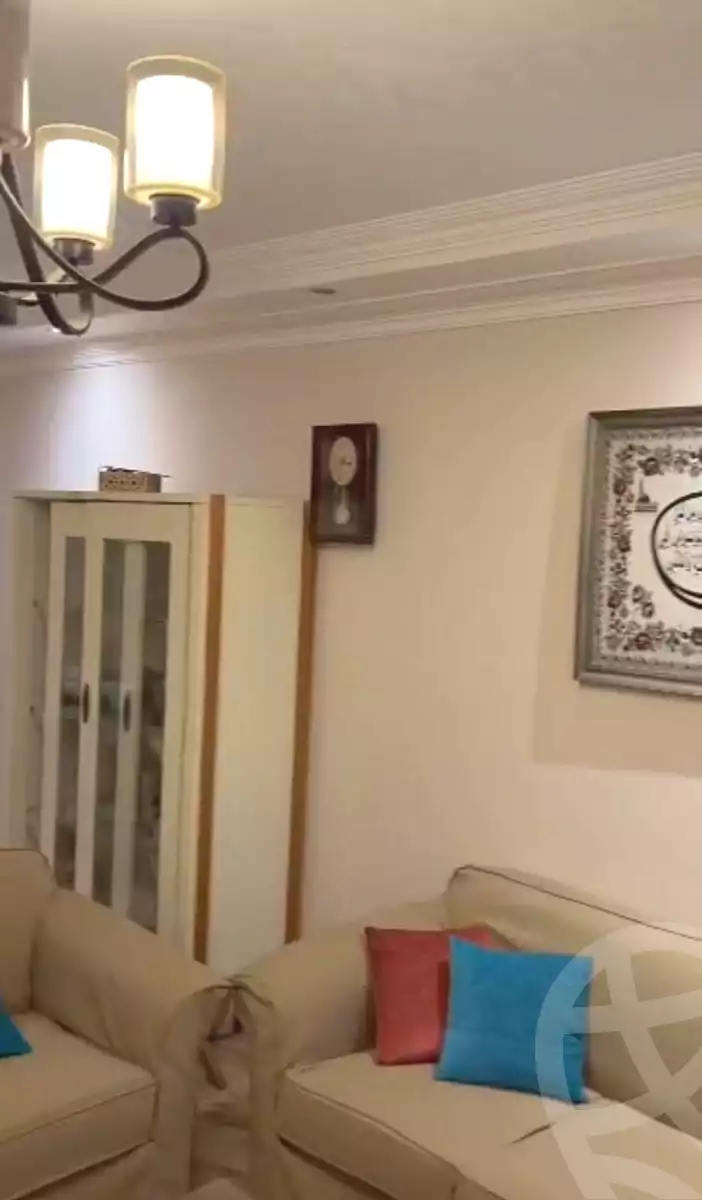 https://aqarmap.com.eg/ar/listing/7331967-for-sale-cairo-el-haram-el-lebeny-soltan-khattab-st