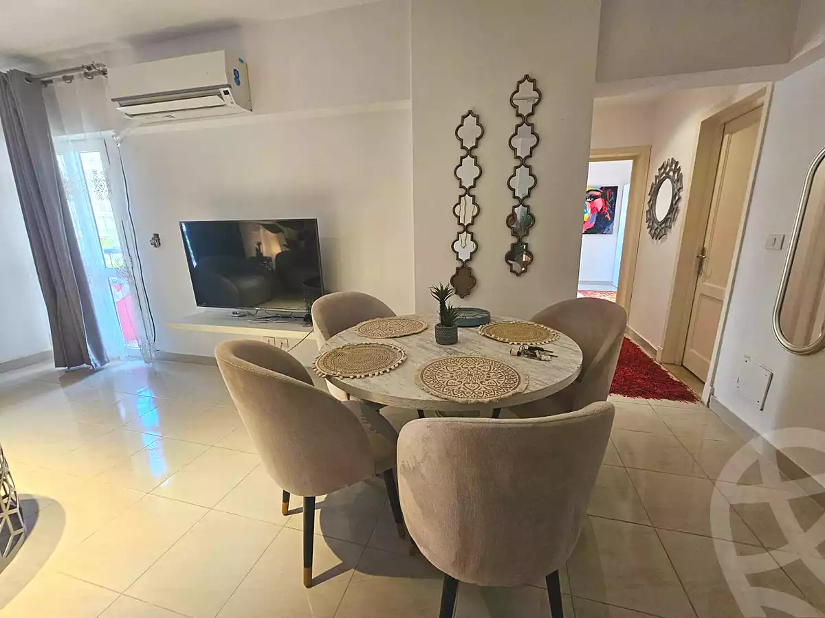 https://aqarmap.com.eg/en/listing/7332018-for-rent-cairo-new-cairo-lrhb-city-phase-1-ahmed-rami-st