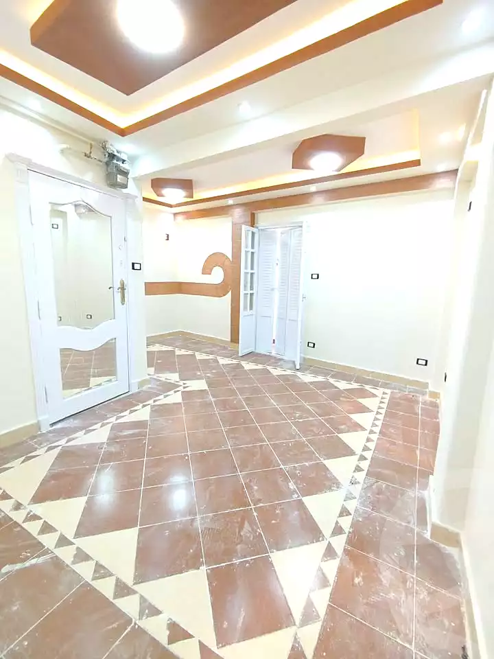 https://aqarmap.com.eg/en/listing/7332110-for-sale-alexandria-lsywf-el-falki