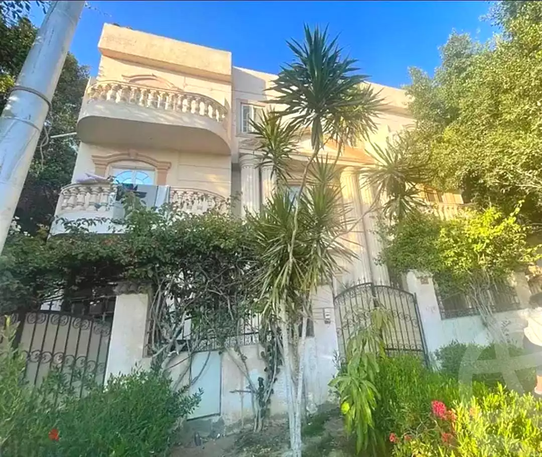 https://aqarmap.com.eg/ar/listing/7332557-for-sale-cairo-new-cairo-ganob-el-akadamiya-south-academy-h-amr-ibn-el-ass-st