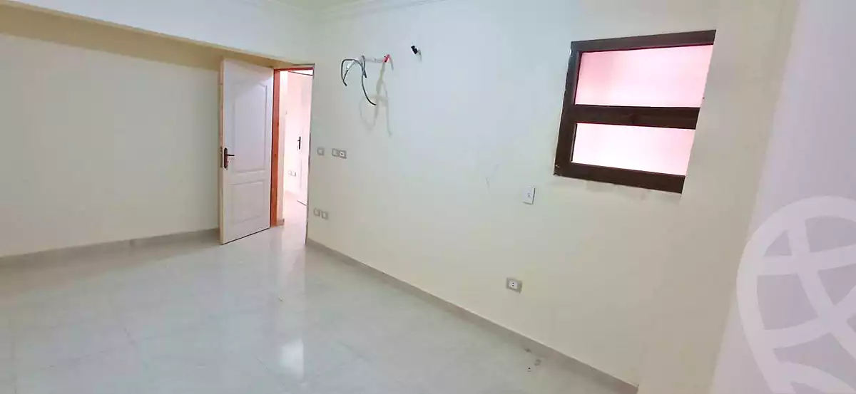 https://aqarmap.com.eg/ar/listing/7332629-for-sale-cairo-helwan-mnshy-yn-hlwn-mansour-st