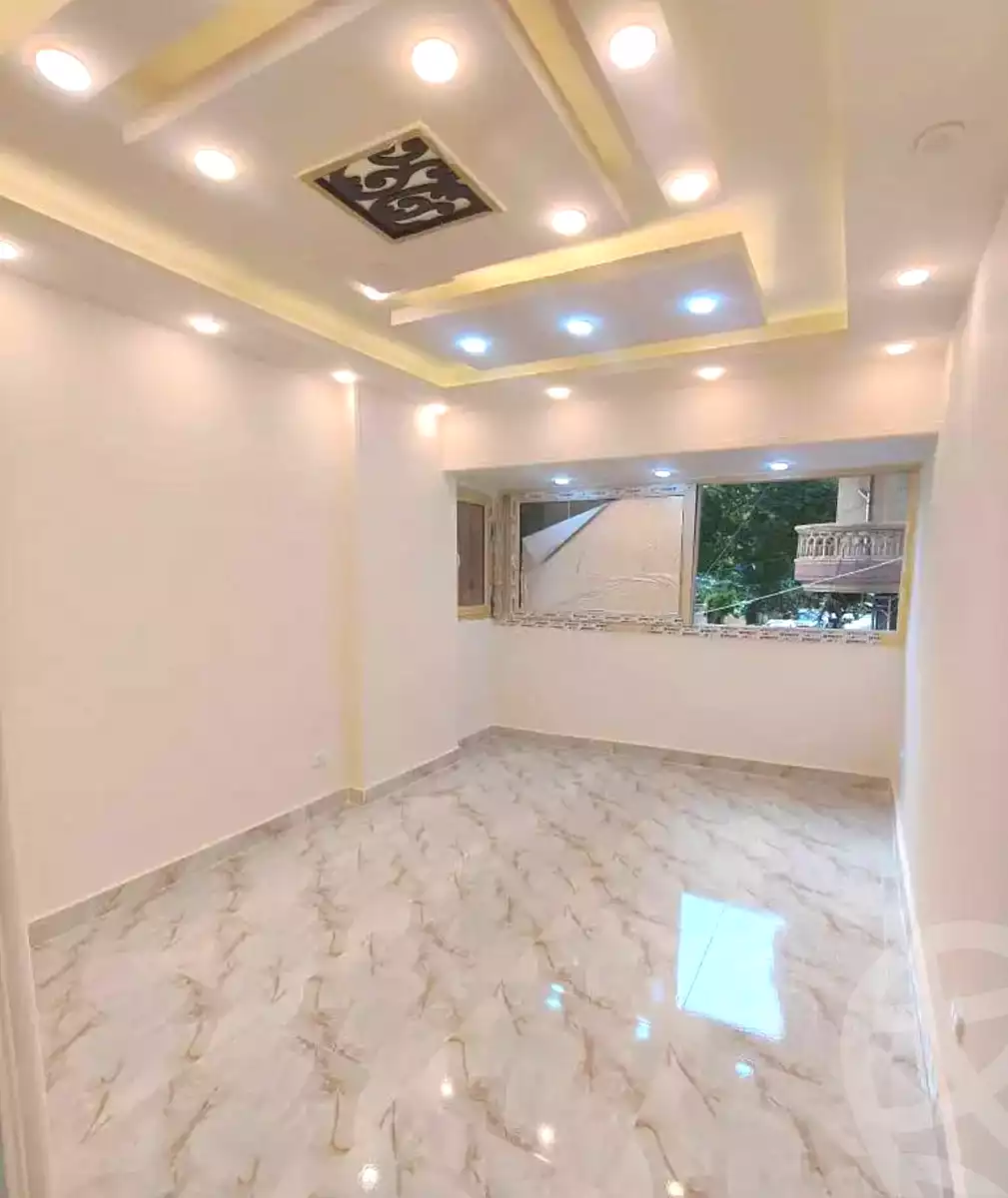 https://aqarmap.com.eg/ar/listing/7332843-for-sale-alexandria-miami-shr-jml-bd-lnsr