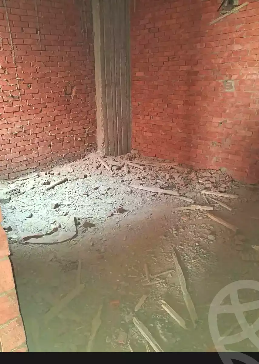 https://aqarmap.com.eg/en/listing/7330962-for-sale-cairo-helwan-hadayek-helwan-el-eshrein-st