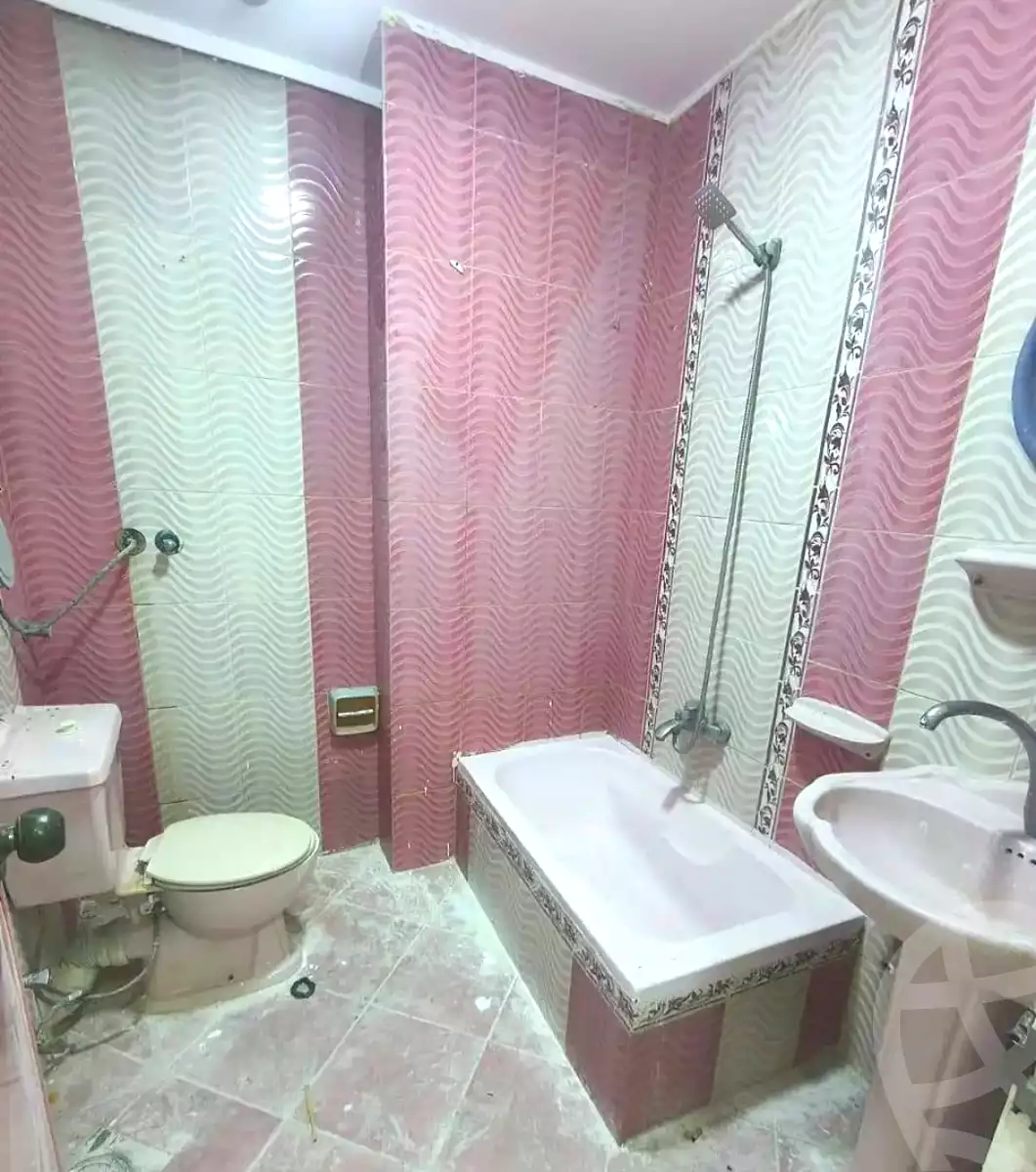 https://aqarmap.com.eg/ar/listing/7332964-for-sale-alexandria-lsywf-el-falki-street-16-el-eslah