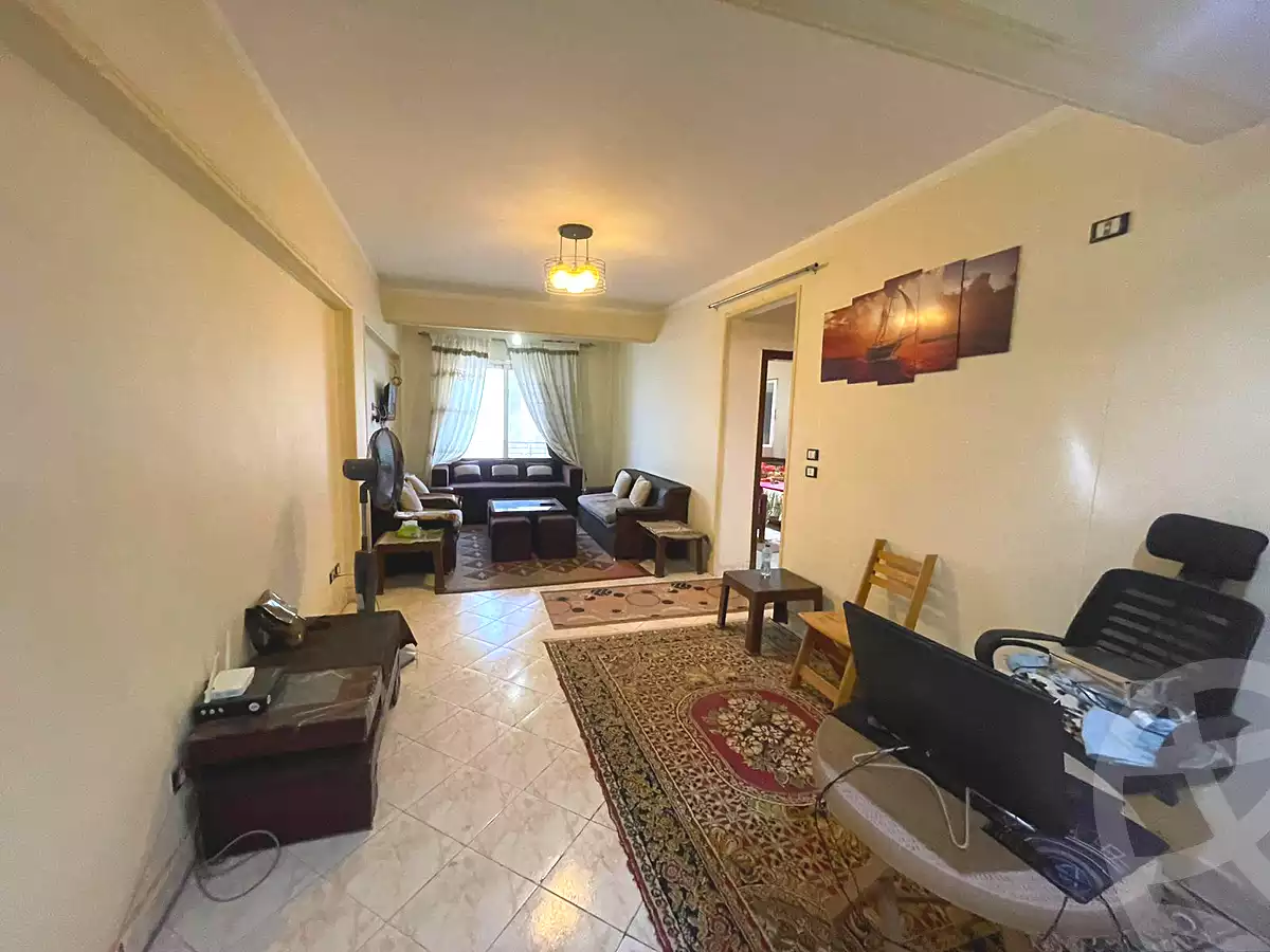 https://aqarmap.com.eg/ar/listing/7333280-for-rent-cairo-6th-of-october-hadaeq-october-compounds-town-view
