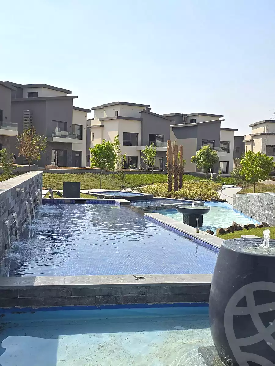 https://aqarmap.com.eg/ar/listing/7333398-for-sale-cairo-new-cairo-compounds-kmbwnd-kryk-twn-il-cazar