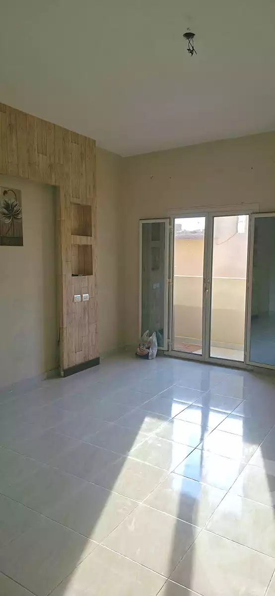 https://aqarmap.com.eg/ar/listing/7333787-for-rent-cairo-new-cairo-el-yassamin-el-yasmeen-8