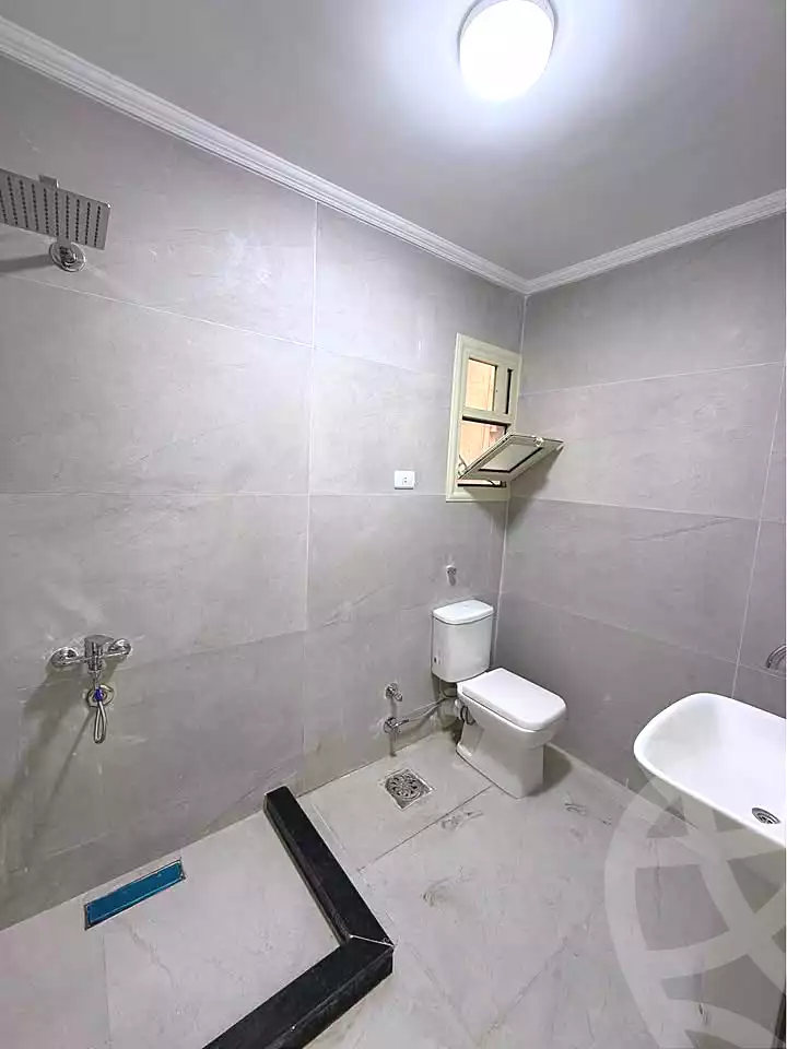 https://aqarmap.com.eg/ar/listing/7333956-for-sale-alexandria-sydy-bshr-sydy-bshr-bhry-shr-mhmwd-l-yswy