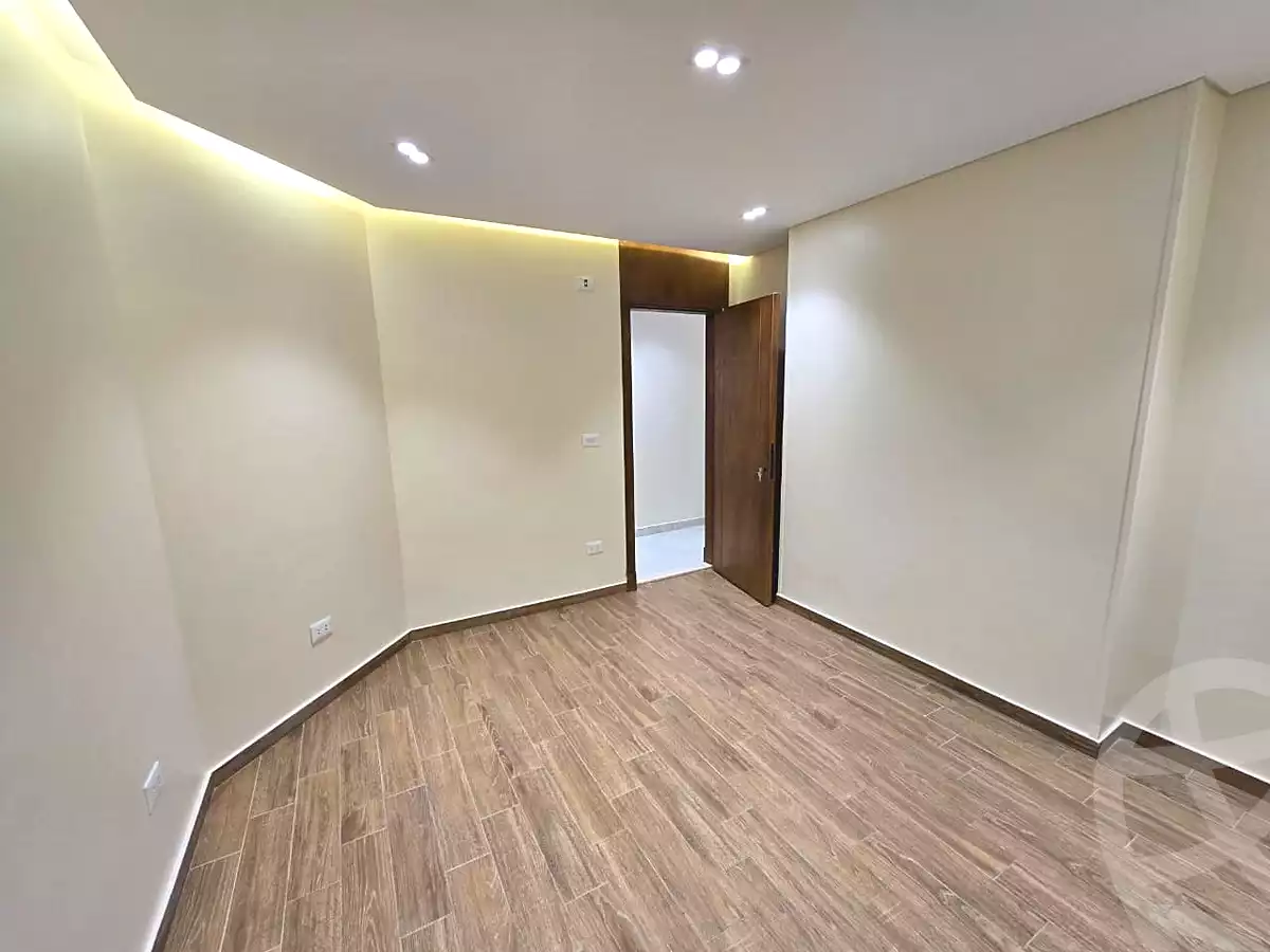 https://aqarmap.com.eg/en/listing/7334321-for-rent-cairo-el-maadi-compounds-rayhanah-plaza