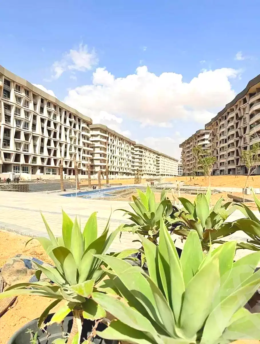 https://aqarmap.com.eg/ar/listing/7334518-for-sale-cairo-new-administrative-capital-r7-midtown-sky