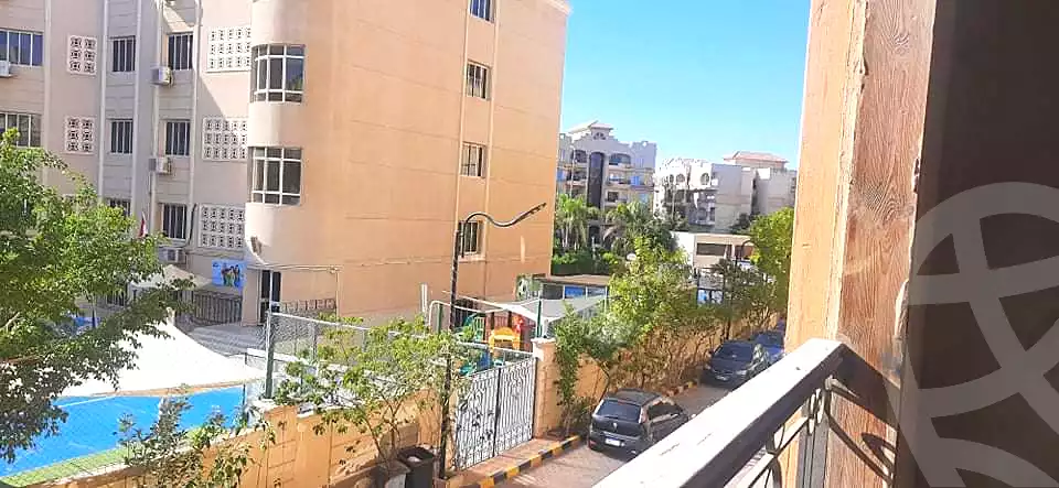 https://aqarmap.com.eg/ar/listing/7334736-for-sale-cairo-new-cairo-south-investors-mohammed-nagib-axis-st