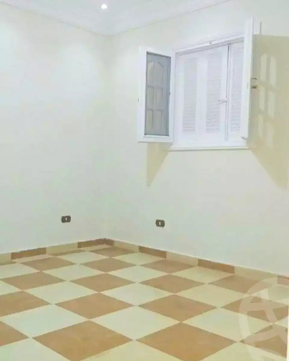 https://aqarmap.com.eg/ar/listing/7335170-for-sale-alexandria-sydy-bshr-sydy-bshr-bhry-ali-hipa-st