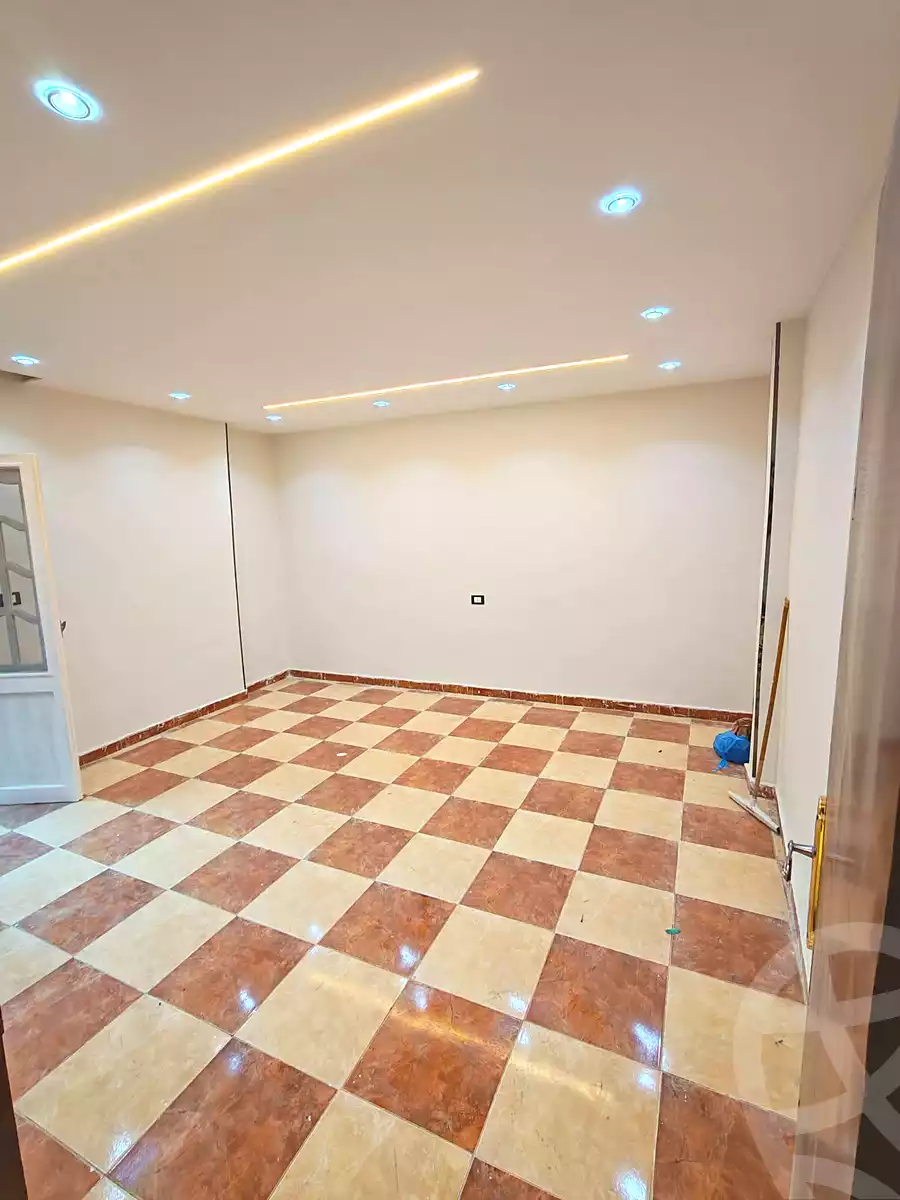 https://aqarmap.com.eg/en/listing/7335251-for-sale-alexandria-al-agamy-el-hanouvel-al-haded-we-al-soulb-st