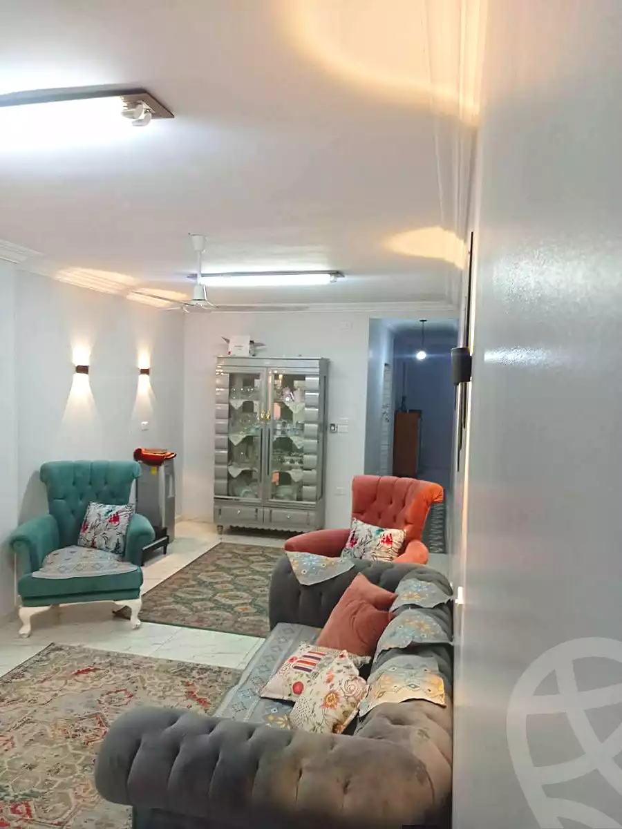 https://aqarmap.com.eg/ar/listing/7335467-for-sale-cairo-nozha-2-el-khamseen-st