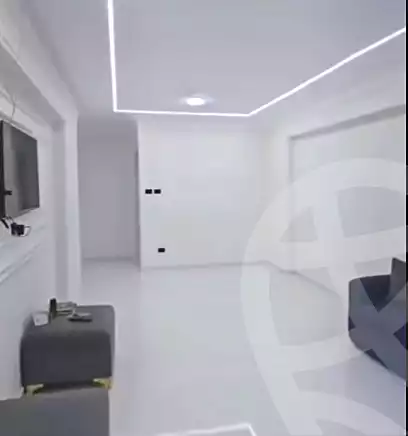 https://aqarmap.com.eg/ar/listing/7335534-for-sale-alexandria-miami-farook-abd-al-wahab-st