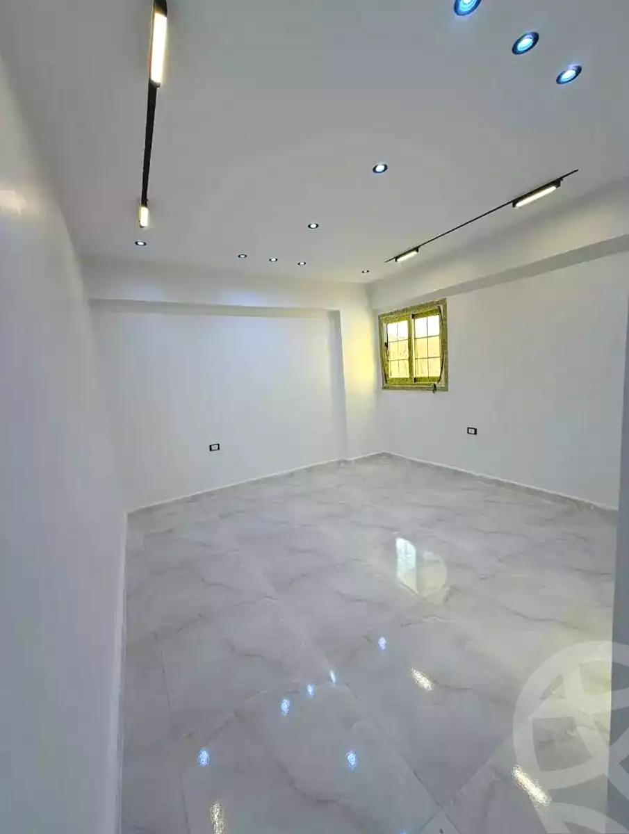 https://aqarmap.com.eg/ar/listing/7335671-for-sale-alexandria-al-agamy-lbytsh-shahr-al-assal-st